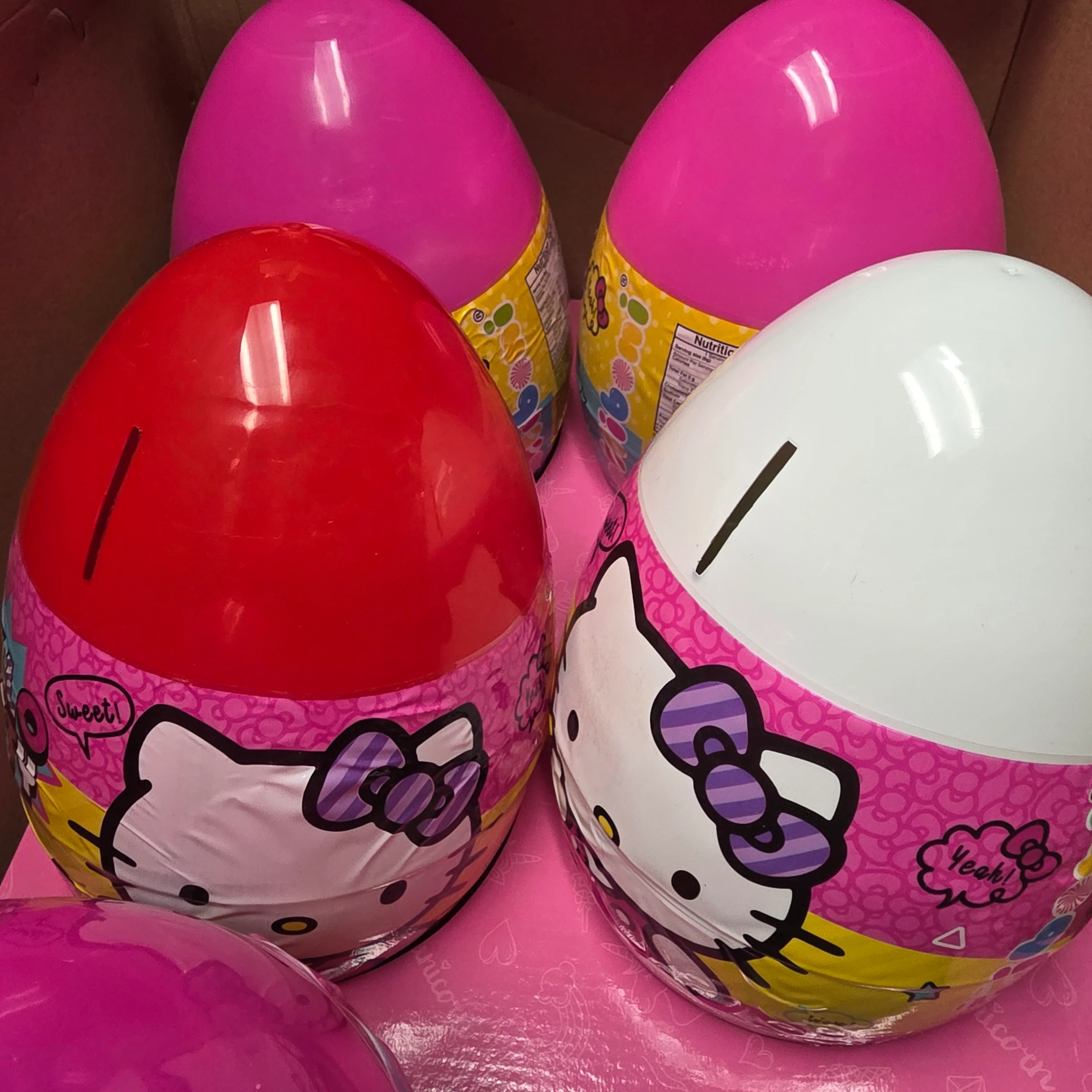 Lolliboni Hello Kitty Giant Surprise Egg(Random Packaging Color) - Image 3