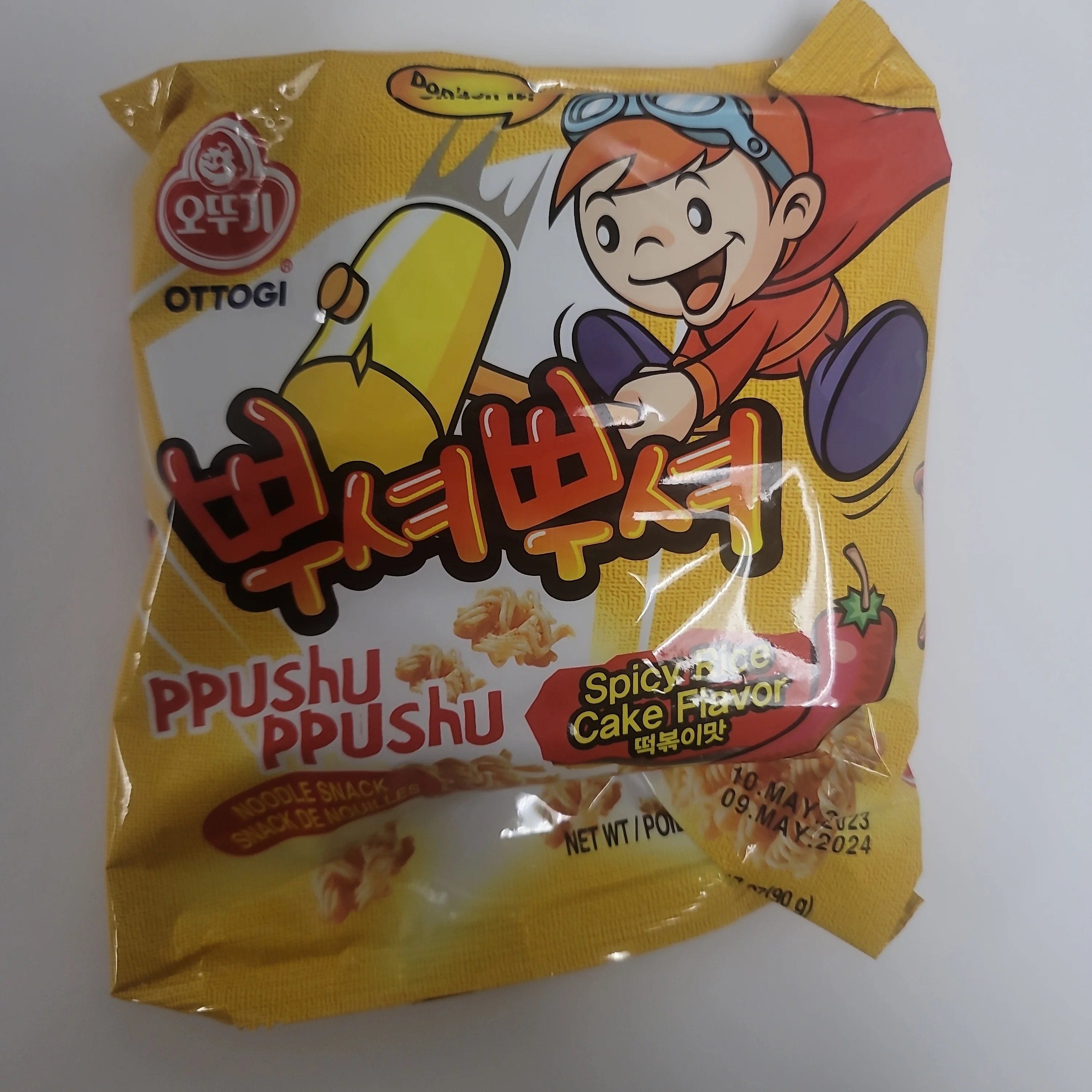 Ottogi Ppushu Ppushu Noodle Snack Spicy Rice Flavor 90 g