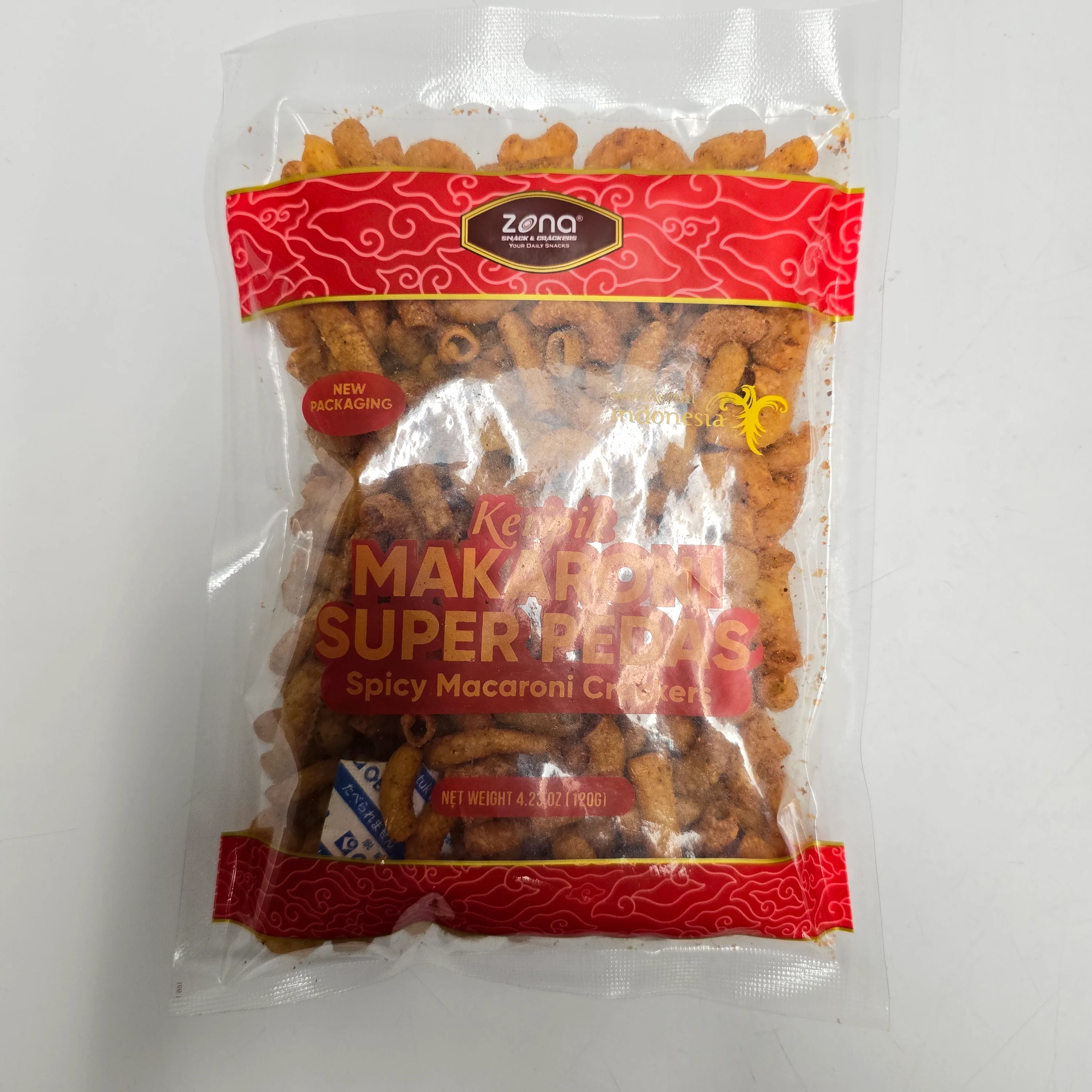 Zona Keripik Makaroni Super Pedas 4.23 Oz (120 g)